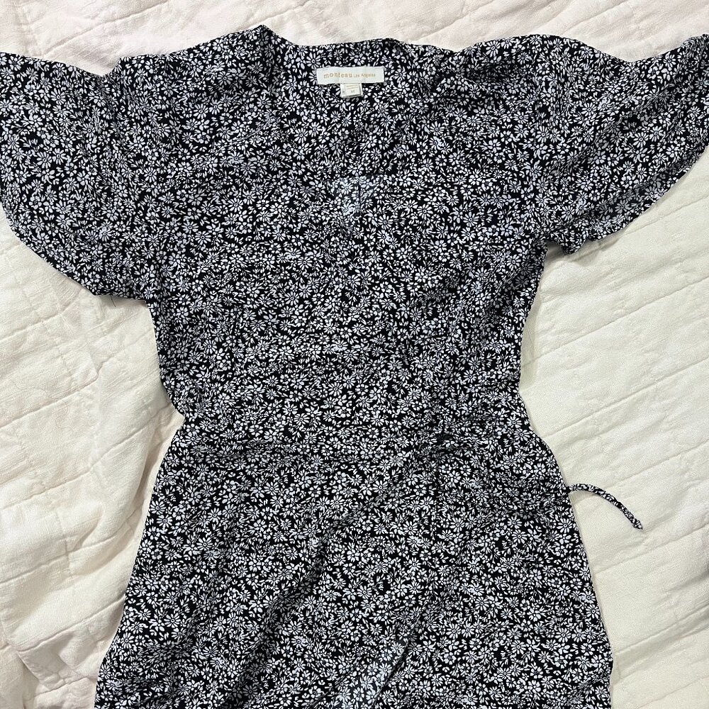 Monteau Los Angeles Black & White Floral Dress – Size M